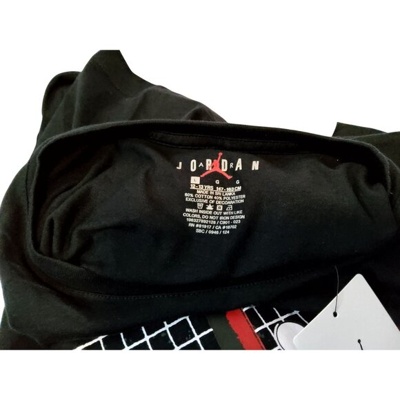 Crew Neck Design Air Jordan Boys Black T-Shirt With Graphic Logo Size L - Picture 3 of 4